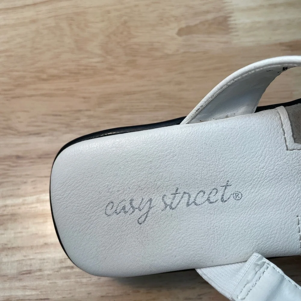 Easy Street Womens White Strappy Wedge Sandals Slide Mule 30-7873 Size‎ 9.5M